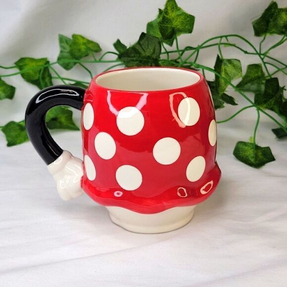 Disney. Mickey and Minnie Mug Set. EUC - Picture 5 of 9